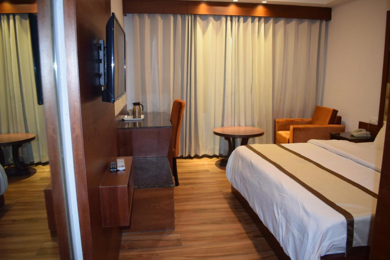 Hotel Ambica Katra Katra  Eksteriør billede