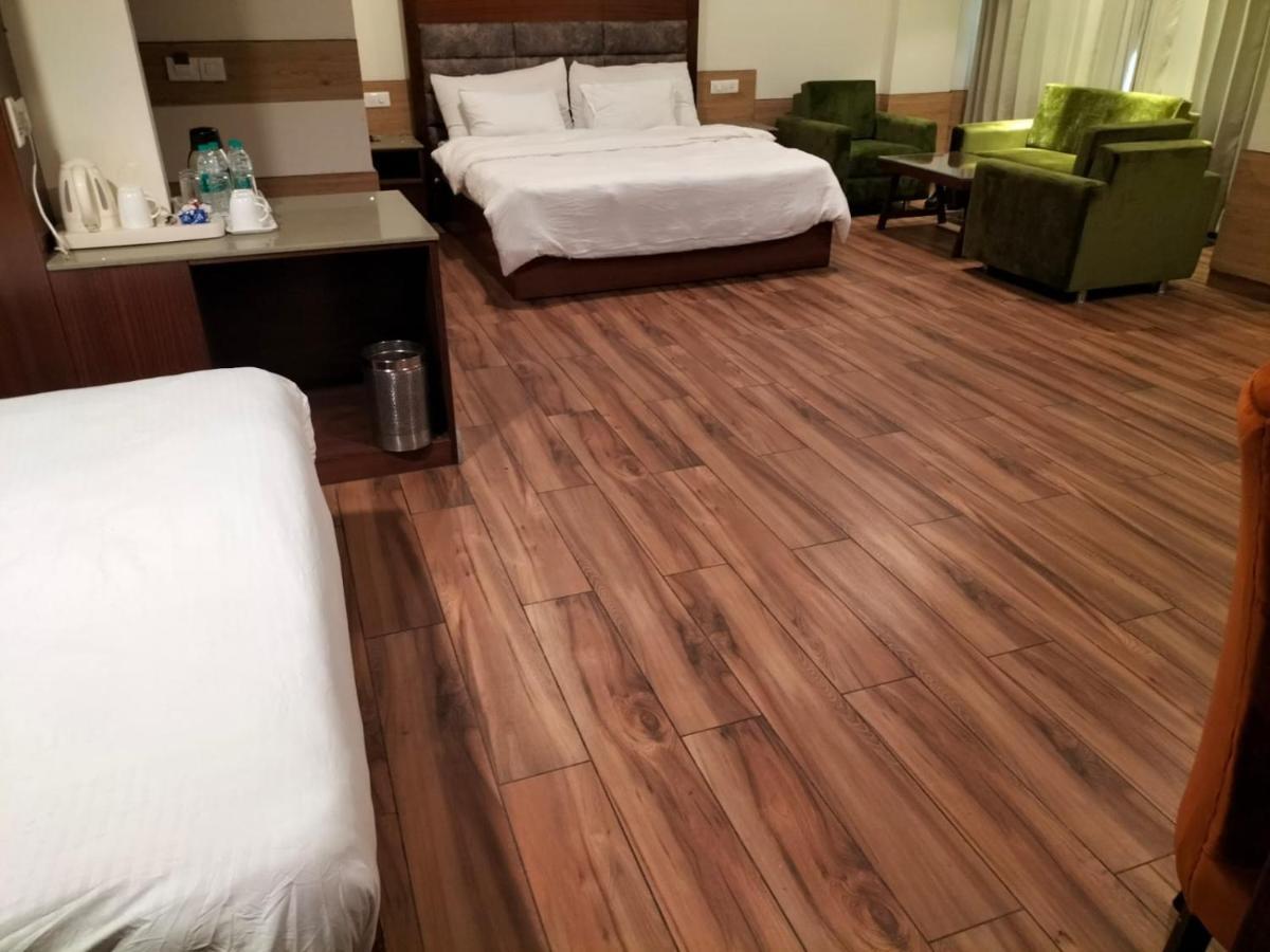 Hotel Ambica Katra Katra  Eksteriør billede