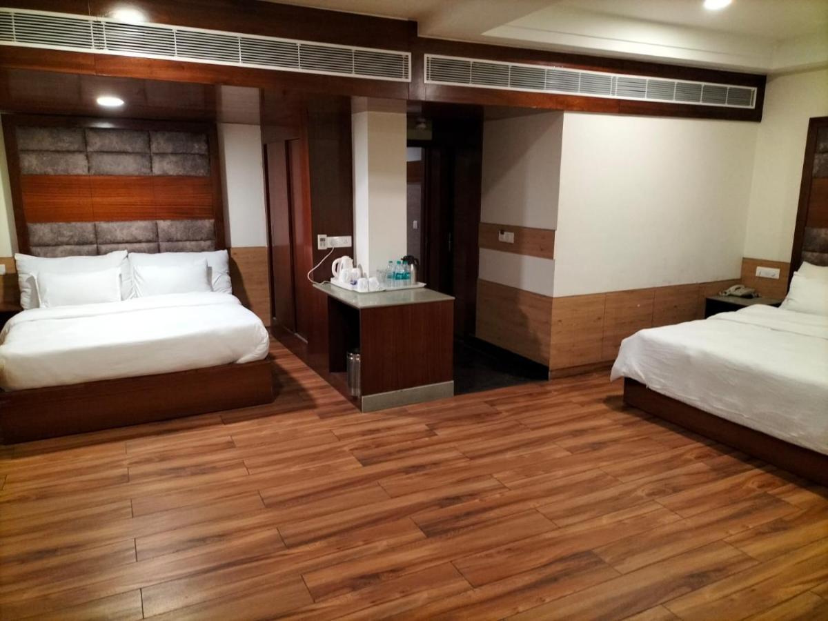 Hotel Ambica Katra Katra  Eksteriør billede