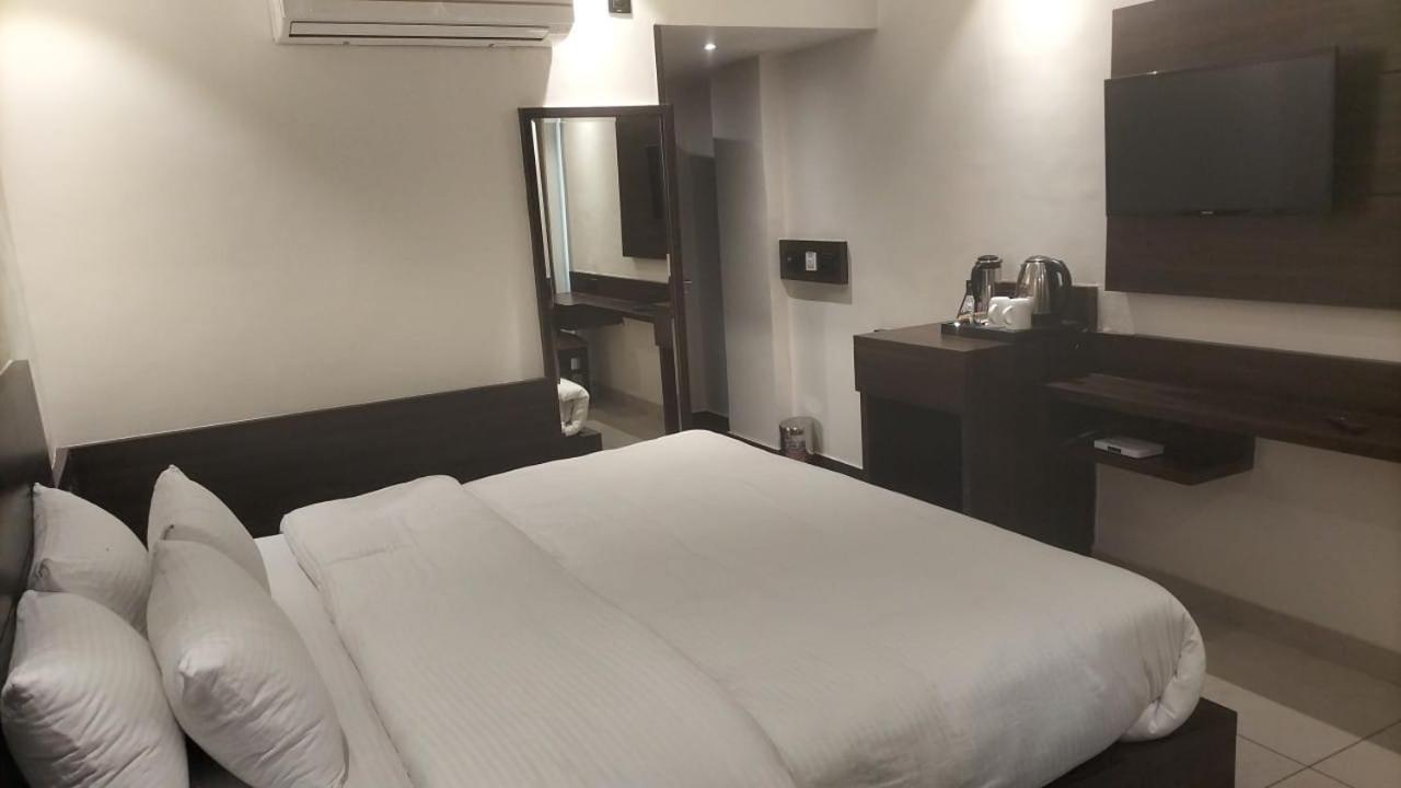 Hotel Ambica Katra Katra  Eksteriør billede